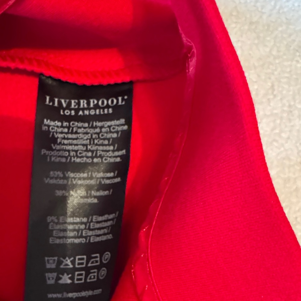 Liverpool Red Single-Button Blazer - Picture 9 of 9